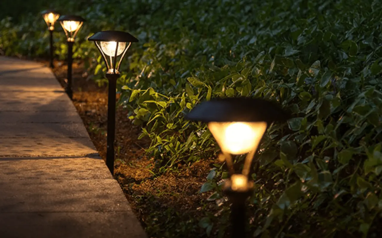 What Are LED Garden Lights