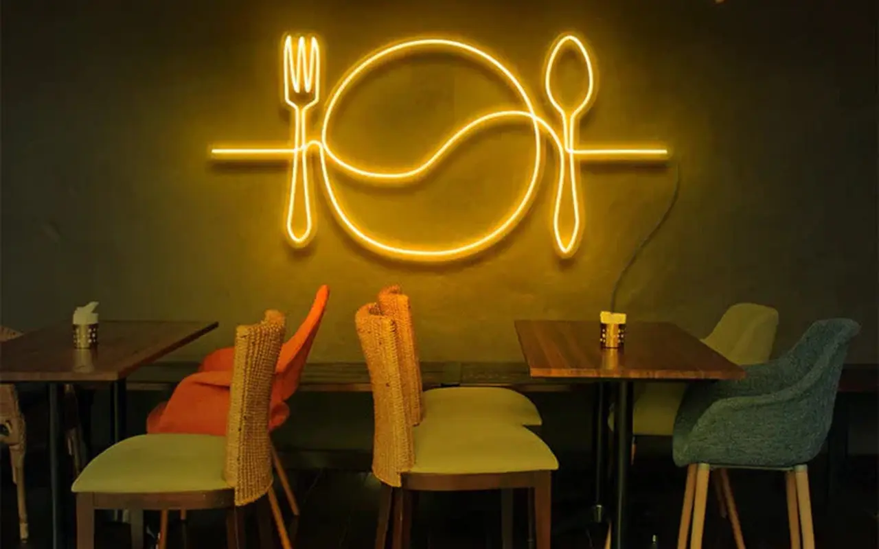 Dining Room Neon Sign Ideas2